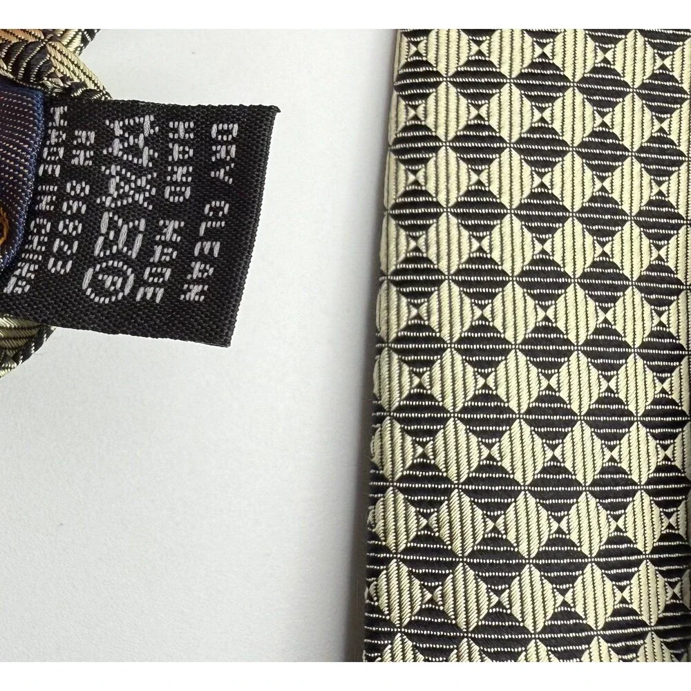Vintage Valerio Garati geometric silk necktie